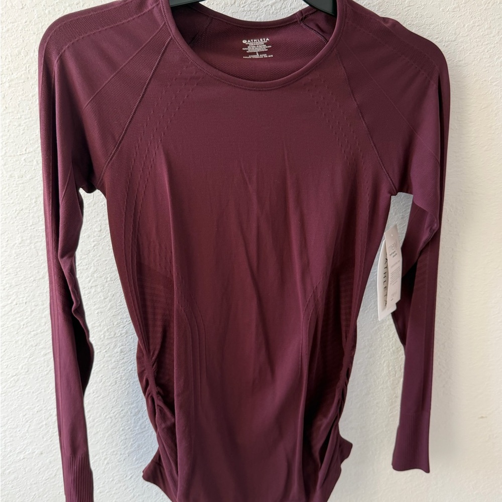 Athleta Speedlight Top size L in Auberge